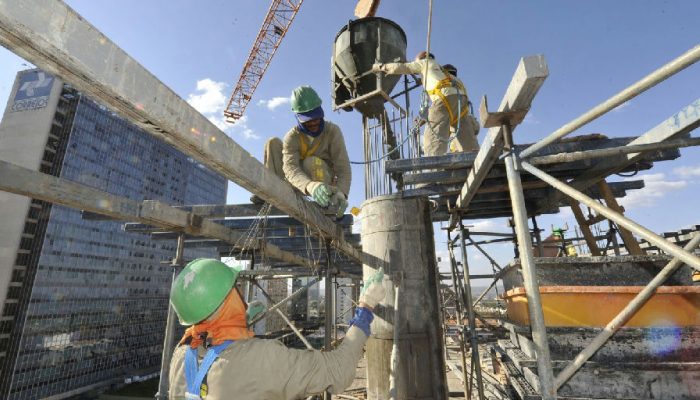 Caged revela forte recuperação na criação de empregos formais em agosto no Brasil