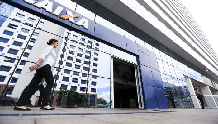 Caixa registra lucro de R$ 3,9 bilhões no segundo trimestre, com expansão de crédito e alerta na inadimplência