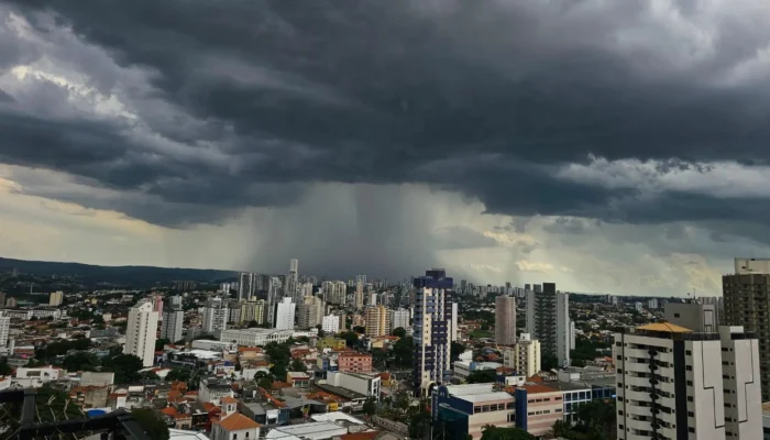 Chuva e nebulosidade marcam o 1º turno das eleições em Sorocaba e Jundiaí