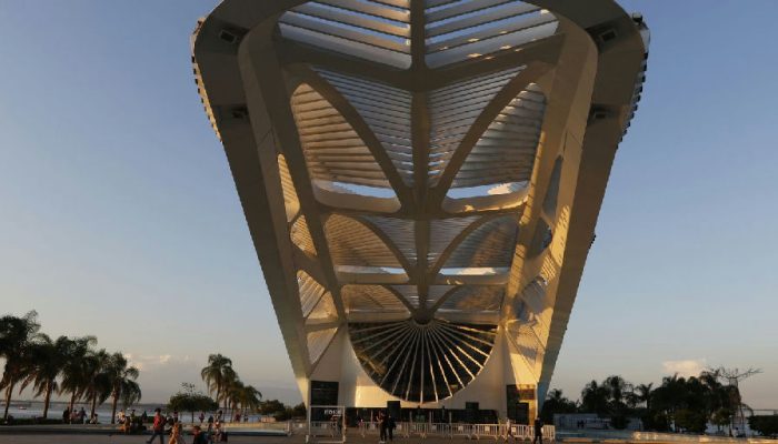 Cúpula internacional no Rio de Janeiro debate futuro do futebol feminino com apoio da EBC