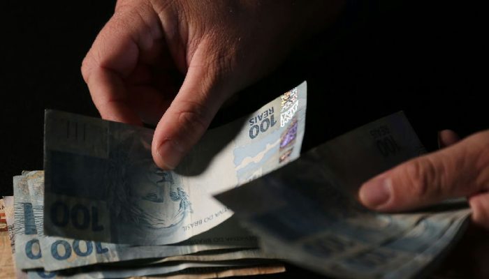 Devolução de saldos das bets começa após repasse de dados aos bancos