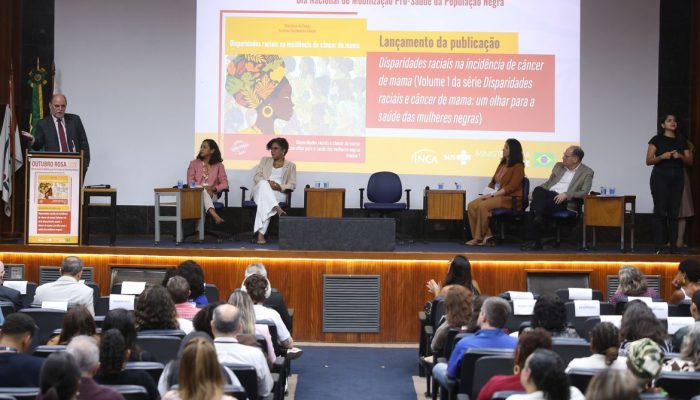 Estudo aponta que mulheres negras enfrentam maior mortalidade por câncer de mama no Brasil