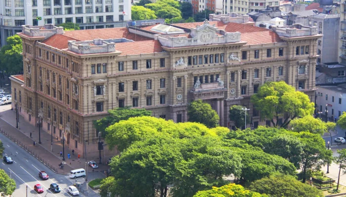 Ex-desembargador tem aposentadoria cassada e é condenado a pagar R$ 9 milhões por enriquecimento ilícito
