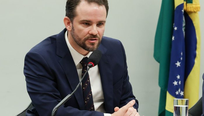 Fazenda autoriza R$ 12,9 bilhões em empréstimos com aval da União para cinco estados