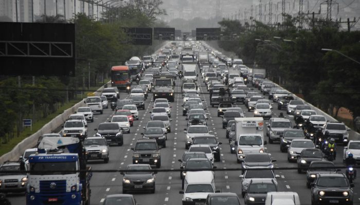 Feriado de 7 de setembro altera rotina em São Paulo com suspensão do rodízio