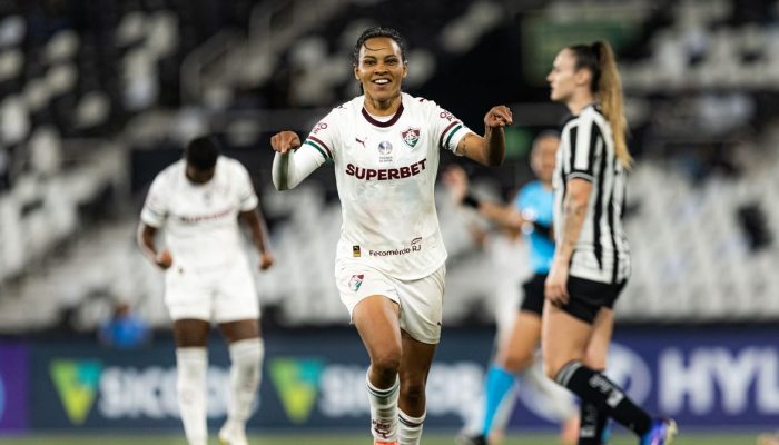 Fluminense vence Botafogo em clássico e acirra disputa no Brasileirão Feminino