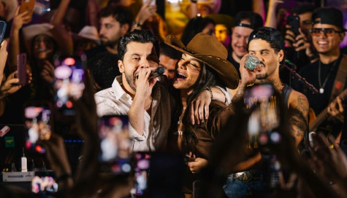 Gabriela Versiani prestigia Murilo Huff em show de Zé Felipe na Festa do Peão de Barretos