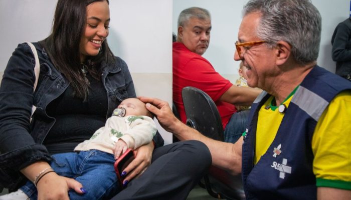 Vacina Pneumo 20: SUS amplia proteção para crianças contra doenças respiratórias graves