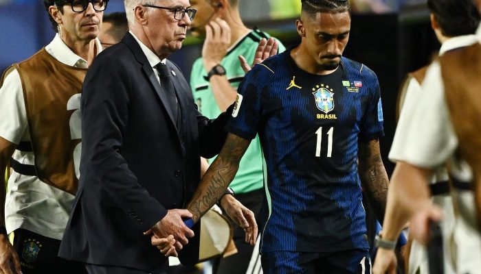 Lesão muscular de Raphinha é confirmada, e retorno aos gramados da seleção brasileira é incerto