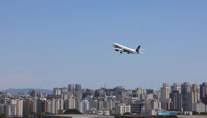 Crescimento do turismo: voos domésticos no Brasil batem recorde histórico em 2026