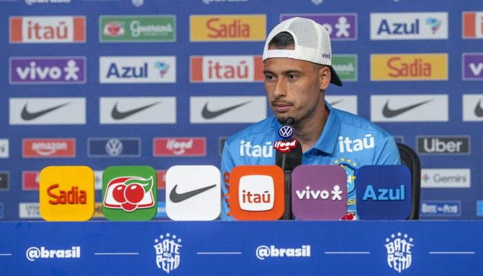 Gabriel Martinelli se coloca à disposição de Ancelotti para suprir ausência de Raphinha