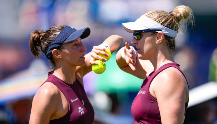 Wimbledon: Stefani avança nas duplas, Fonseca se despede do simples