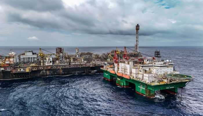 Governo prorroga imposto de 12% sobre exportação de petróleo por mais 60 dias