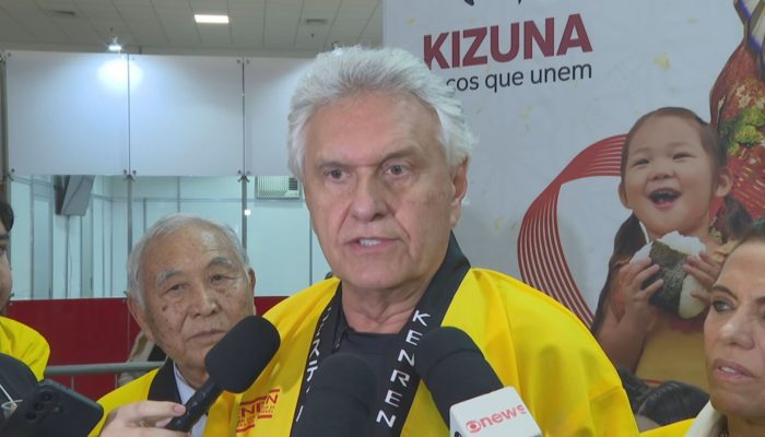 Ronaldo Caiado concede entrevista a jornalistas em São Paulo Reprodução/Globo