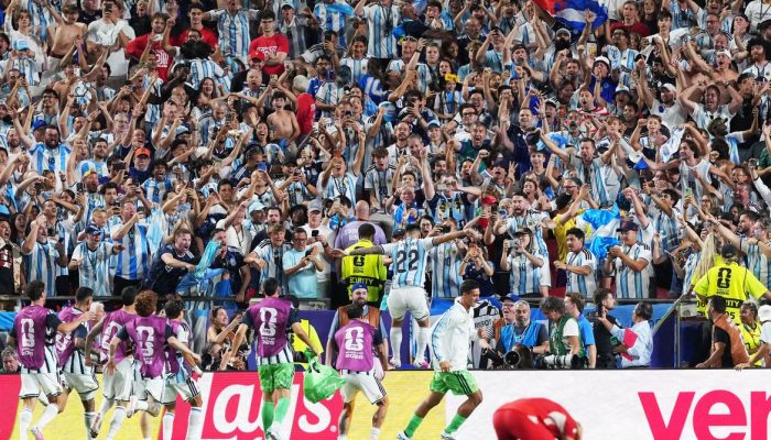 Com vitória suada sobre a Suíça, Argentina garante vaga na semifinal da Copa e reedita clássico contra a Inglaterra