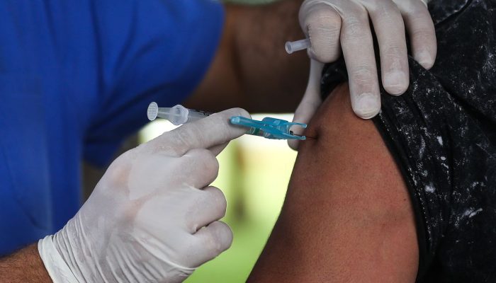 Anvisa autoriza nova vacina contra a gripe com alta eficácia para adultos e crianças