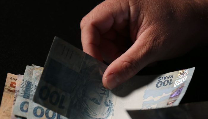 Abono salarial de PIS/Pasep libera R$ 5,4 bilhões para nascidos em setembro e outubro