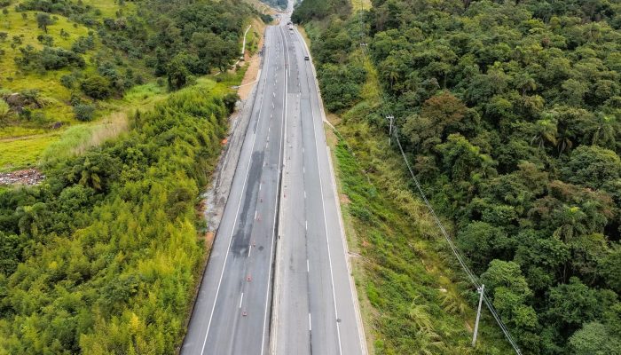 Motociclista perde a vida em colisão com caminhão na Rodovia Livio Tagliassachi, em São Roque