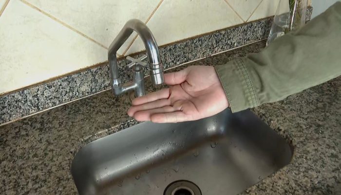 Manutenção da Sabesp deixa 70% de São José dos Campos sem água; normalização gradual na quarta-feira