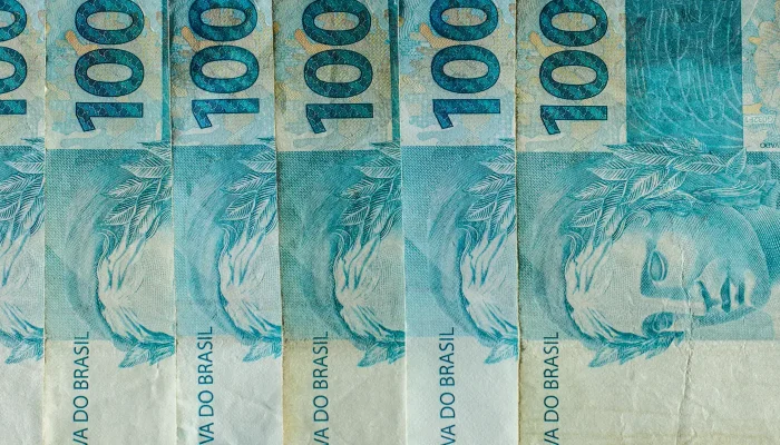 Bolsa Família de julho é pago hoje pela Caixa a quem tem NIS final 4