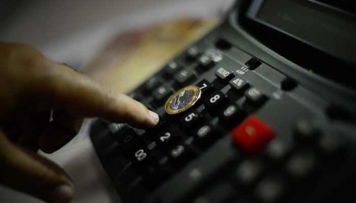 Inflação oficial desacelera em julho e prévia do Ipca-15 atinge 0,06%