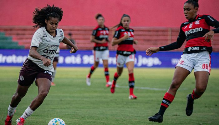 Novas diretrizes impulsionam o futebol feminino no Brasil