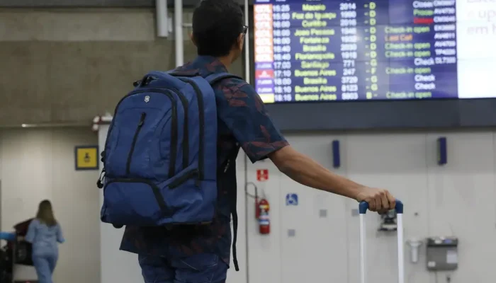 Receita Federal automatiza declaração de bens para agilizar desembarque em aeroportos