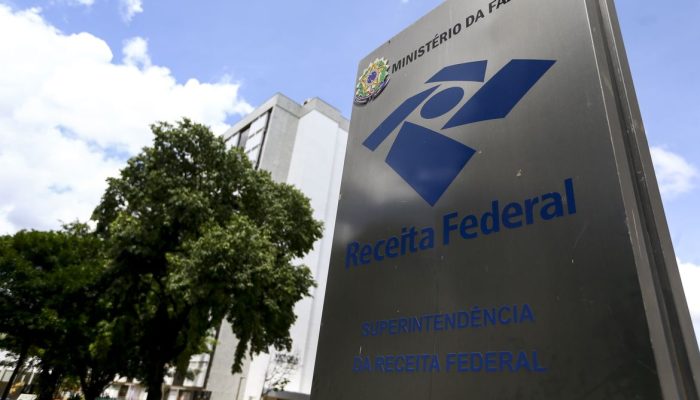 Reforma tributária: notas fiscais eletrônicas iniciam destaque de CBS e IBS