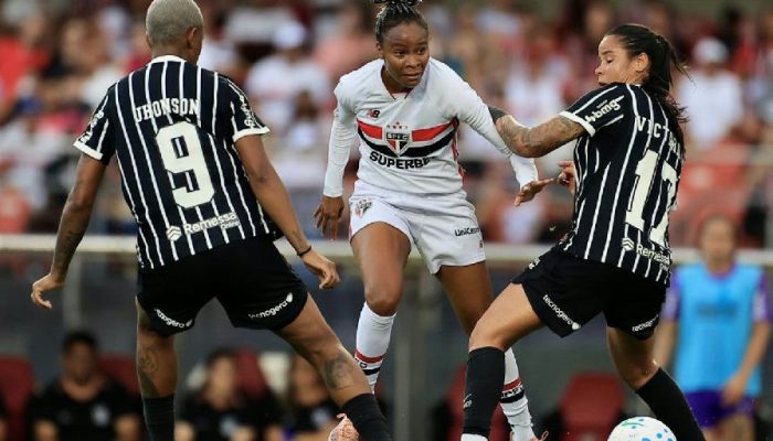 São Paulo conquista inédito título brasileiro de futebol feminino e quebra hegemonia alvinegra