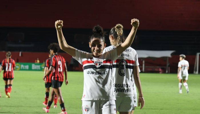 São Paulo lidera Brasileirão Feminino após triunfo por 3 a 1 contra o Vitória