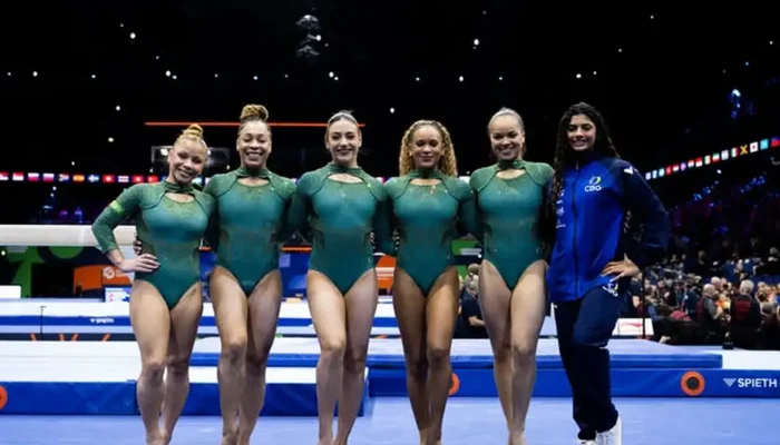 Seleção brasileira garante a quinta posição na decisão por equipes do Mundial de Ginástica
