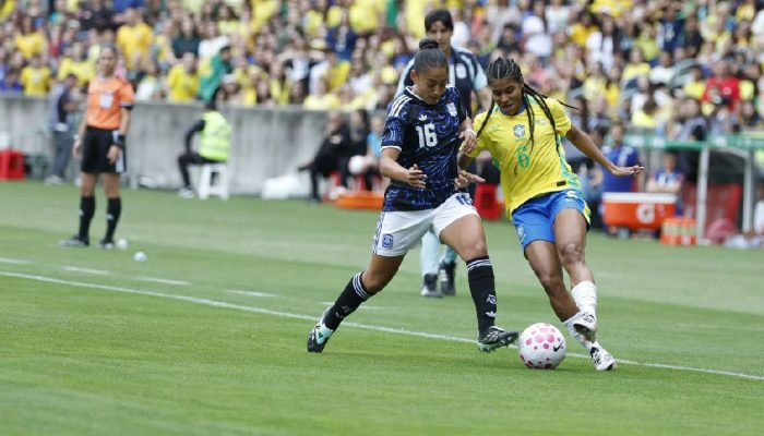 Seleção Feminina: Brasil chega a Recife para segundo amistoso contra Argentina após mudanças no elenco