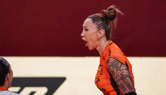 Tifanny critica nova regra da CBV que veta atletas trans no vôlei feminino