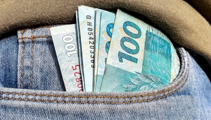 Trabalhadores do FGTS receberão R$ 13 bilhões em lucros referentes a 2025